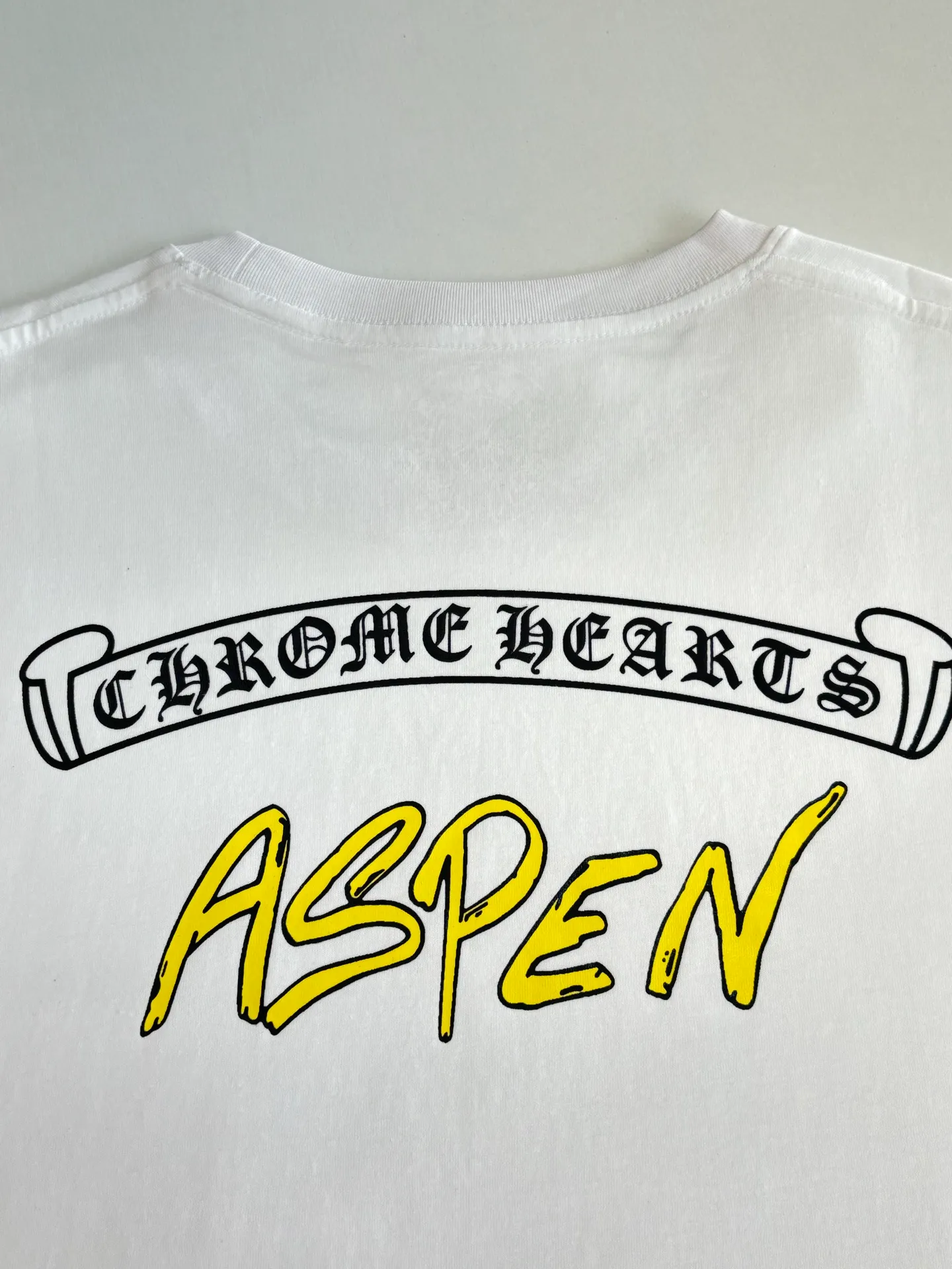 P310 Chrome Heart*/Chrome Heart CH/Aspen Graffiti limited long sleeves. The fabric is made of 26-woven 220g cotton. The printing is ink printing. Customized accessories Size: S/M/L